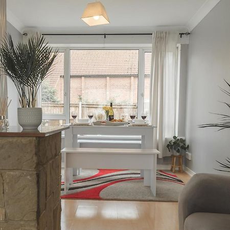 Вилла Idyllic 3-Bed House. 5-Min From Channel Tunnel Фолькустоун Экстерьер фото